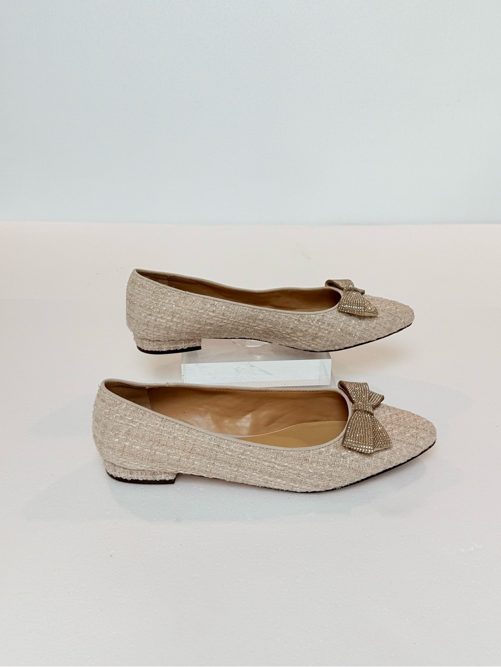Talbots Tweed Rhinestone Bow Pointed Toe Flats Ivory Women’s 10.5M
